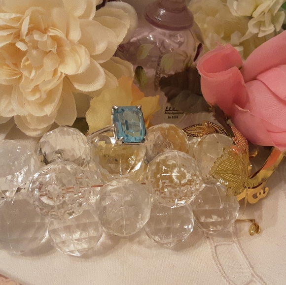 VINTAGE 925 SOLID STERLING, GENUINE 6CT. EMERALD CUT BLUE TOPAZ RING, SIZE 8 - Picture 1 of 17